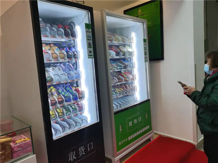 四川中青旅綿陽分社、綿陽市中旅假日旅行社、綿陽自來文化傳播有限公司24H自助售貨服務(wù)盛大開業(yè)