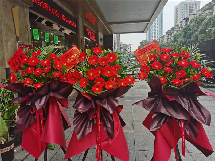 四川中青旅綿陽分社、綿陽市中旅假日旅行社、綿陽自來文化傳播有限公司24H自助售貨服務(wù)盛大開業(yè)